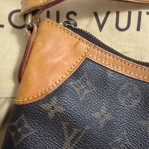 LV Odeon PM crossbody bag, please see pics for details, good used condition - Picture 5 of 15